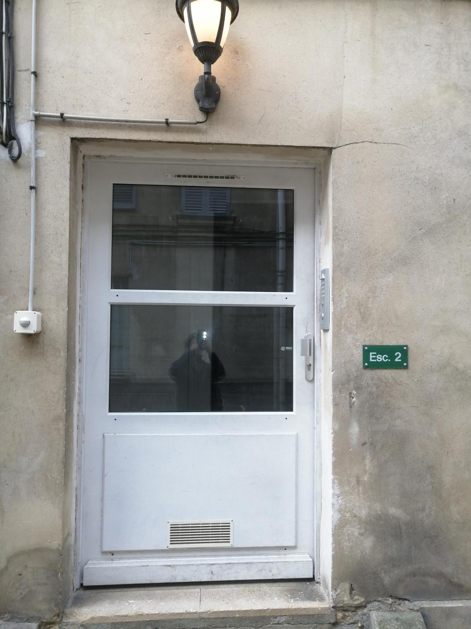 Le Vauban, Charmant Studio 5 Minutes Du Chateau Versailles Exterior photo