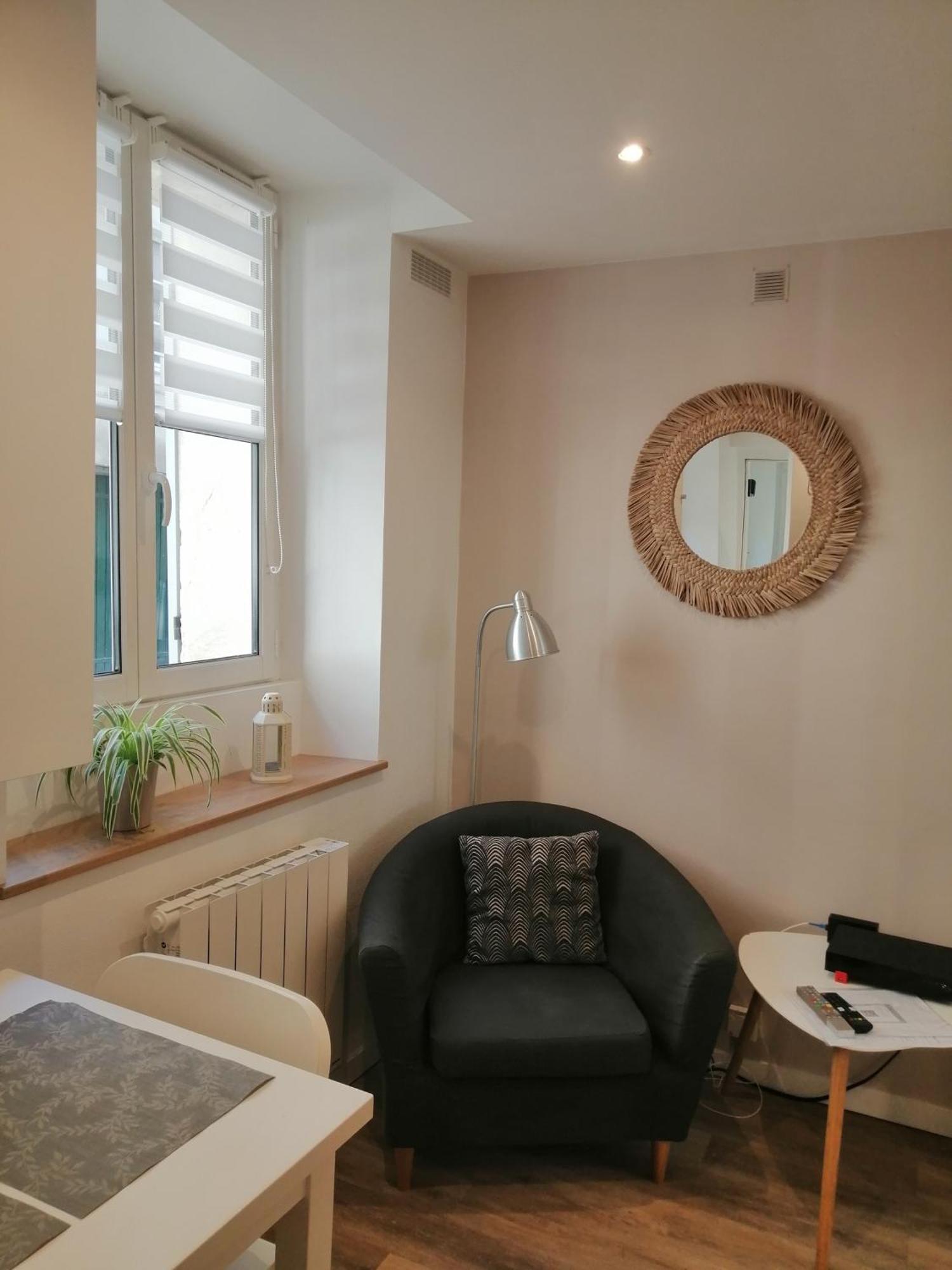 Le Vauban, Charmant Studio 5 Minutes Du Chateau Versailles Exterior photo